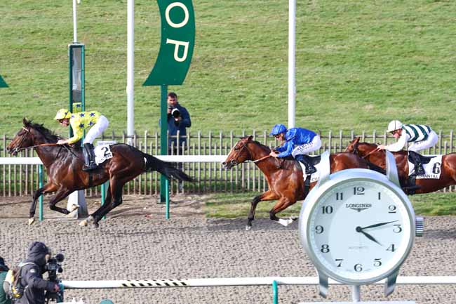 Photo d'arrivée de la course pmu PRIX ANABAA à CHANTILLY le Mardi 3 mars 2020