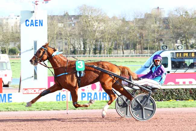 Photo d'arrivée de la course pmu PRIX DE RUBERCY à CAEN le Jeudi 12 mars 2020