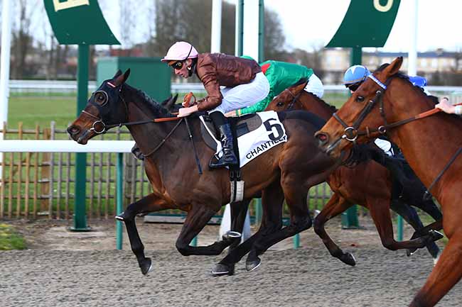 Photo d'arrivée de la course pmu PRIX DU BEAUVAISIS à CHANTILLY le Vendredi 13 mars 2020