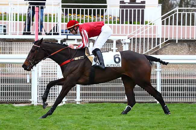 Photo d'arrivée de la course pmu PRIX D'INDY à AUTEUIL le Samedi 14 mars 2020