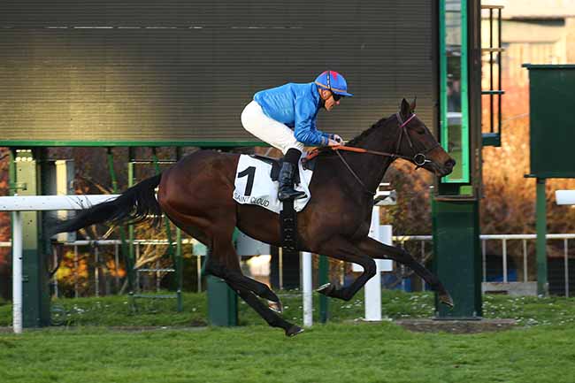 Photo d'arrivée de la course pmu PRIX DE LA COTE D'AZUR à SAINT-CLOUD le Dimanche 15 mars 2020