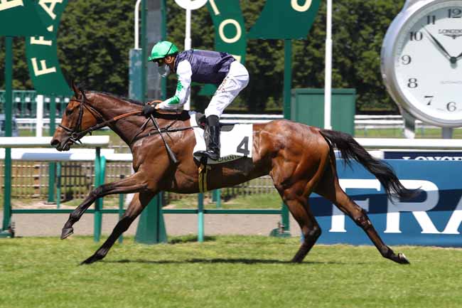 Photo d'arrivée de la course pmu PRIX DU CENTRE D'ENTRAINEMENT à CHANTILLY le Lundi 18 mai 2020