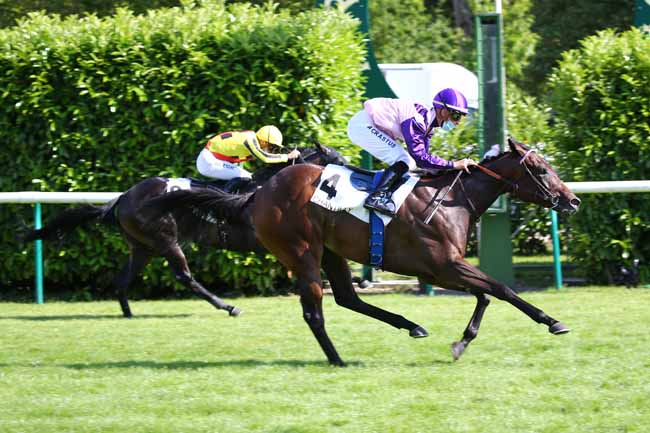 Photo d'arrivée de la course pmu PRIX LA FLECHE à CHANTILLY le Dimanche 14 juin 2020