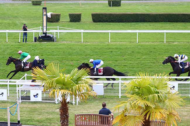 Photo d'arrivée de la course pmu PRIX SANEDTKI à CLAIREFONTAINE le Vendredi 26 juin 2020