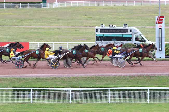 Photo d'arrivée de la course pmu PRIX DE CREPY-EN-VALOIS à ENGHIEN le Samedi 27 juin 2020