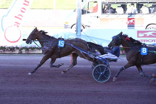 Photo d'arrivée de la course pmu PRIX DU SAP à CABOURG le Vendredi 10 juillet 2020