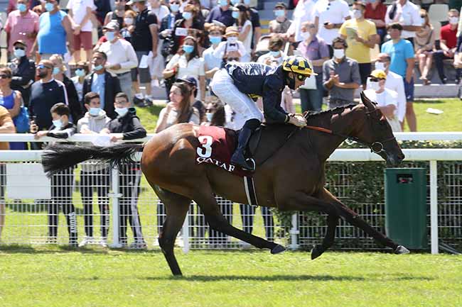 Photo d'arrivée de la course pmu QATAR PRIX DES FOALS à DEAUVILLE le Dimanche 12 juillet 2020