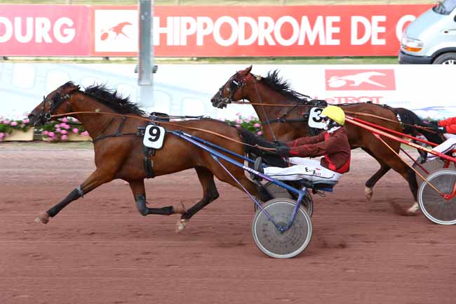 Photo d'arrivée de la course pmu PRIX HENRI BALLIERE à CABOURG le Vendredi 24 juillet 2020
