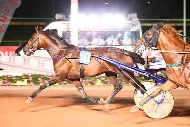 Photo d'arrivée de la course pmu PRIX DES PIMPRENELLES à CABOURG le Vendredi 31 juillet 2020