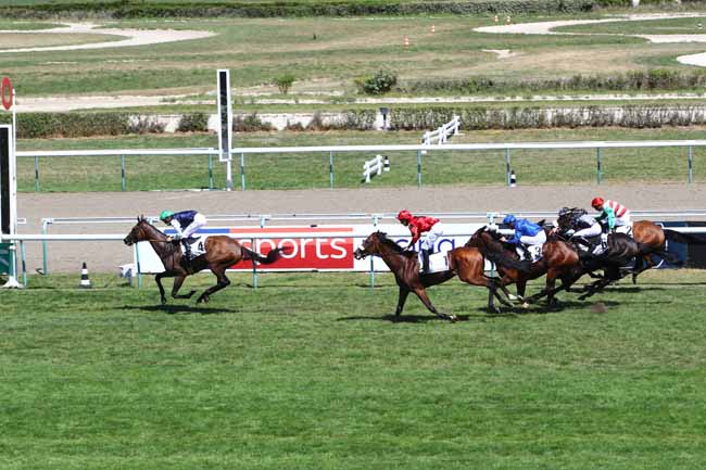 Photo d'arrivée de la course pmu PRIX DU CARROUSEL à DEAUVILLE le Samedi 1 août 2020