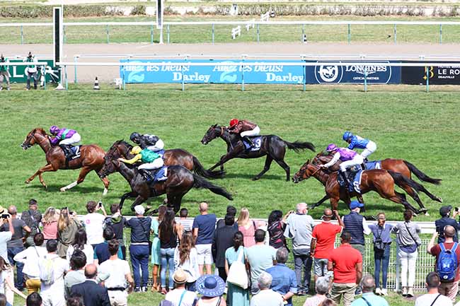 Photo d'arrivée de la course pmu DARLEY PRIX DE CABOURG à DEAUVILLE le Dimanche 2 août 2020