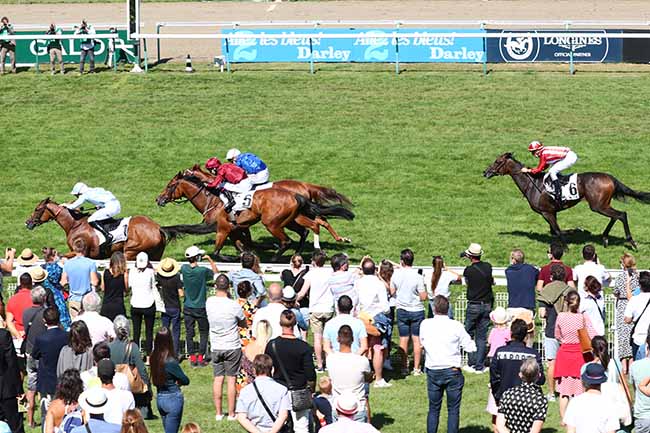 Photo d'arrivée de la course pmu PRIX ROTHSCHILD à DEAUVILLE le Dimanche 2 août 2020