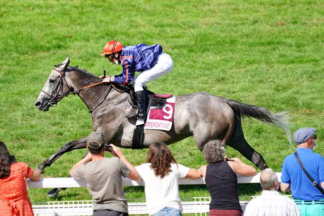 Photo d'arrivée de la course pmu PRIX DE LA VESPIERE à CLAIREFONTAINE le Vendredi 7 août 2020