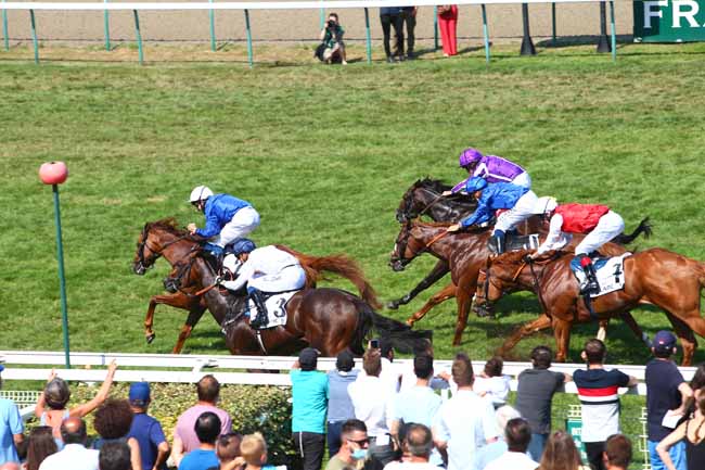Photo d'arrivée de la course pmu LARC PRIX MAURICE DE GHEEST à DEAUVILLE le Dimanche 9 août 2020