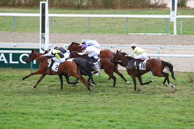 Photo d'arrivée de la course pmu PRIX DE CAMPIGNY à DEAUVILLE le Mardi 11 août 2020
