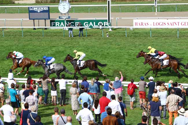 Photo d'arrivée de la course pmu PRIX DE LIEUREY à DEAUVILLE le Samedi 15 août 2020