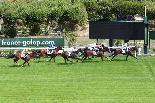 Photo d'arrivée de la course pmu HANDICAP DE L'ILE-DE-FRANCE à SAINT-CLOUD le Lundi 31 août 2020
