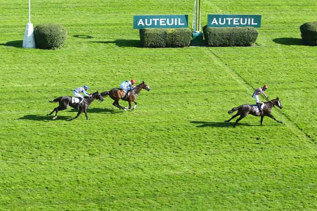 Photo d'arrivée de la course pmu PRIX INGRE à AUTEUIL le Mardi 22 septembre 2020