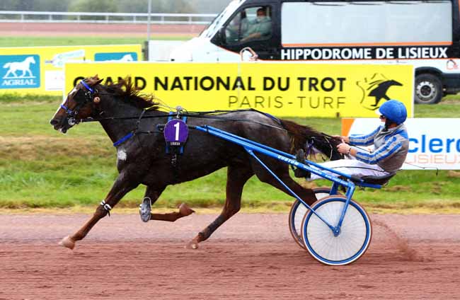 Photo d'arrivée de la course pmu PRIX MICHEL ASSIRE à LISIEUX le Mercredi 23 septembre 2020