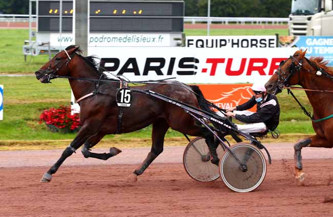 Photo d'arrivée de la course pmu PRIX DU CONSEIL DEPARTEMENTAL DU CALVADOS à LISIEUX le Mercredi 23 septembre 2020