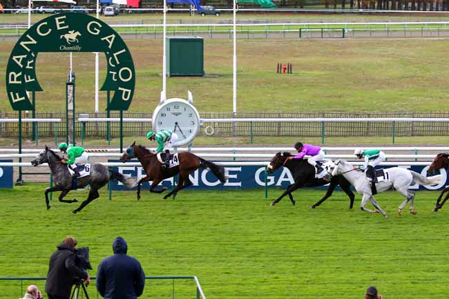 Photo d'arrivée de la course pmu PRIX DE FRESNOY-EN-THELLE à CHANTILLY le Vendredi 25 septembre 2020