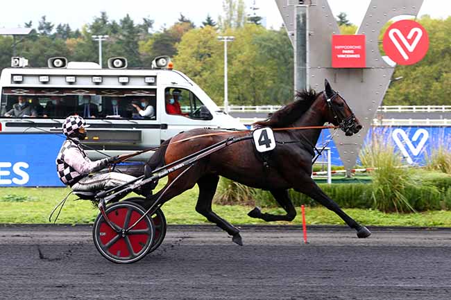 Photo d'arrivée de la course pmu PRIX DIOTIMA à PARIS-VINCENNES le Mardi 29 septembre 2020