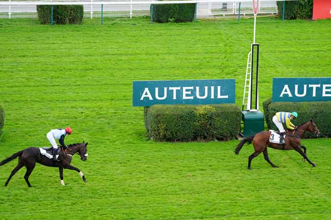 Photo d'arrivée de la course pmu PRIX BAYONNET à AUTEUIL le Jeudi 1 octobre 2020
