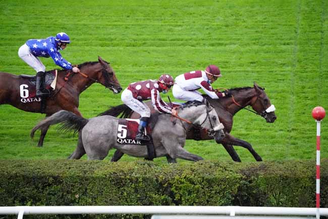 Photo d'arrivée de la course pmu QATAR ARABIAN TROPHY DES POULAINS à SAINT-CLOUD le Vendredi 2 octobre 2020