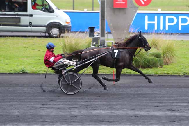 Photo d'arrivée de la course pmu PRIX PHAEDRA à PARIS-VINCENNES le Mardi 6 octobre 2020