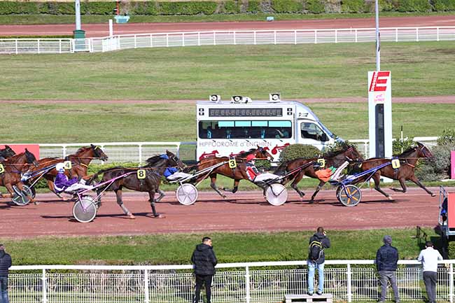 Photo d'arrivée de la course pmu PRIX DE SAULIEU à ENGHIEN le Mercredi 7 octobre 2020