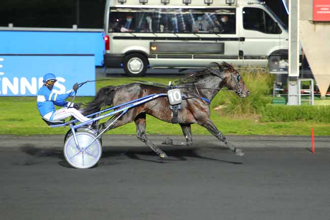 Photo d'arrivée de la course pmu PRIX THEMIS à PARIS-VINCENNES le Vendredi 16 octobre 2020