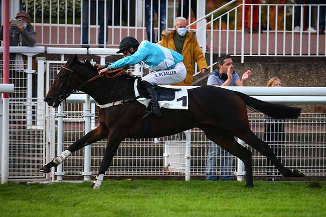 Photo d'arrivée de la course pmu PRIX LA TURBIE à AUTEUIL le Jeudi 22 octobre 2020