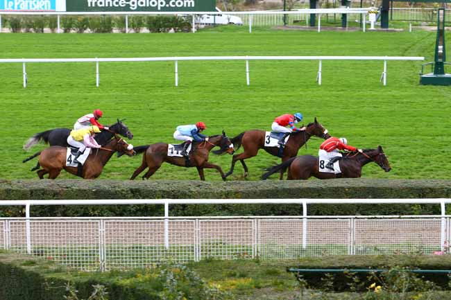 Photo d'arrivée de la course pmu PRIX DE CHEMOITOU à SAINT-CLOUD le Mardi 17 novembre 2020