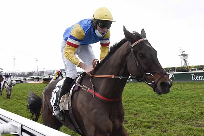 Photo d'arrivée de la course pmu PRIX DE CARDIFF à CAGNES-SUR-MER le Mercredi 23 décembre 2020