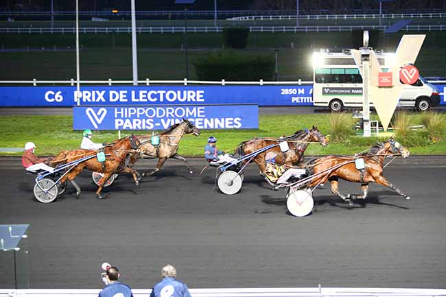 Photo d'arrivée de la course pmu PRIX DE LECTOURE à PARIS-VINCENNES le Samedi 26 décembre 2020