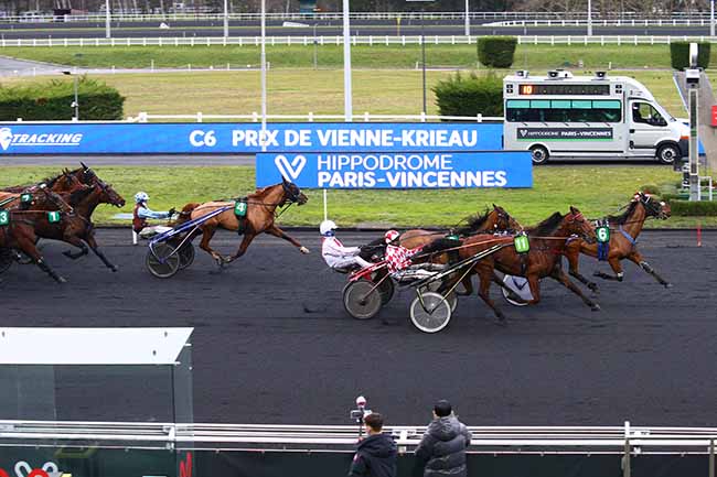 Photo d'arrivée de la course pmu PRIX DE VIENNE-KRIEAU à PARIS-VINCENNES le Jeudi 28 janvier 2021