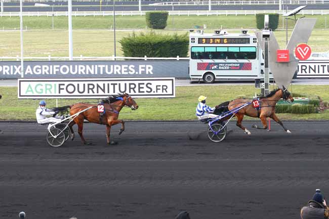 Photo d'arrivée de la course pmu PRIX DE LANNION à PARIS-VINCENNES le Dimanche 14 février 2021