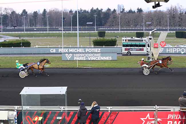 Photo d'arrivée de la course pmu PRIX MICHEL POTIEZ à PARIS-VINCENNES le Dimanche 14 février 2021