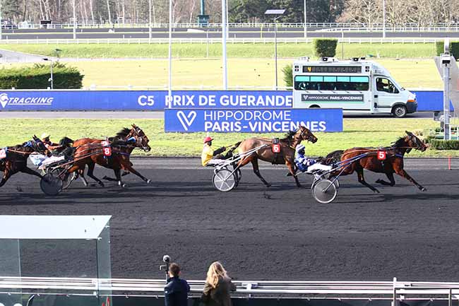 Photo d'arrivée de la course pmu PRIX DE GUERANDE à PARIS-VINCENNES le Mardi 23 février 2021