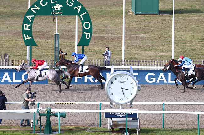 Photo d'arrivée de la course pmu PRIX MONTJEU à CHANTILLY le Mardi 2 mars 2021