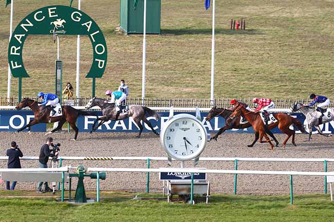 Photo d'arrivée de la course pmu PRIX DARSHAAN à CHANTILLY le Mardi 2 mars 2021