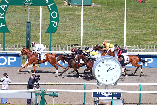 Photo d'arrivée de la course pmu PRIX DE LA GARENNE DE LA JUSTICE à CHANTILLY le Vendredi 2 avril 2021