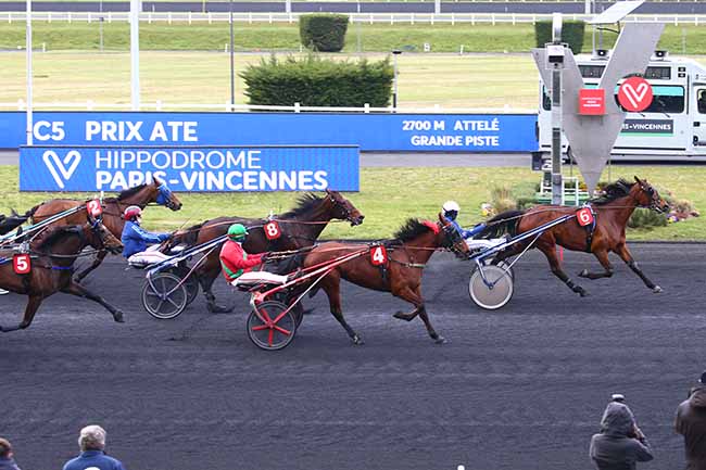 Photo d'arrivée de la course pmu PRIX ATE à PARIS-VINCENNES le Mardi 6 avril 2021