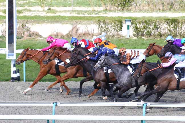 Photo d'arrivée de la course pmu PRIX DE L'OPERATION FORTITUDE à DEAUVILLE le Jeudi 8 avril 2021