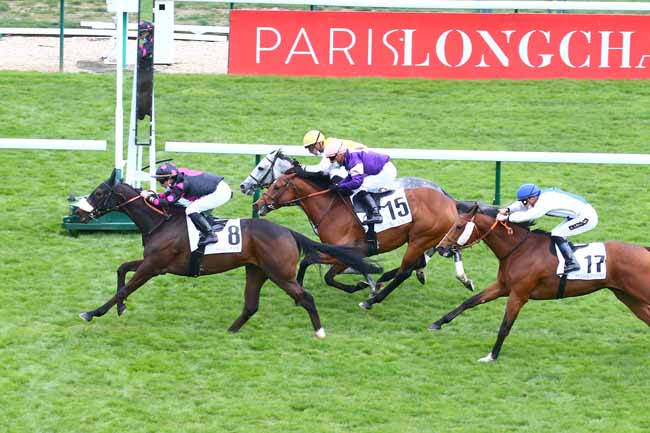 Photo d'arrivée de la course pmu PRIX DE GLATIGNY à LONGCHAMP le Dimanche 11 avril 2021