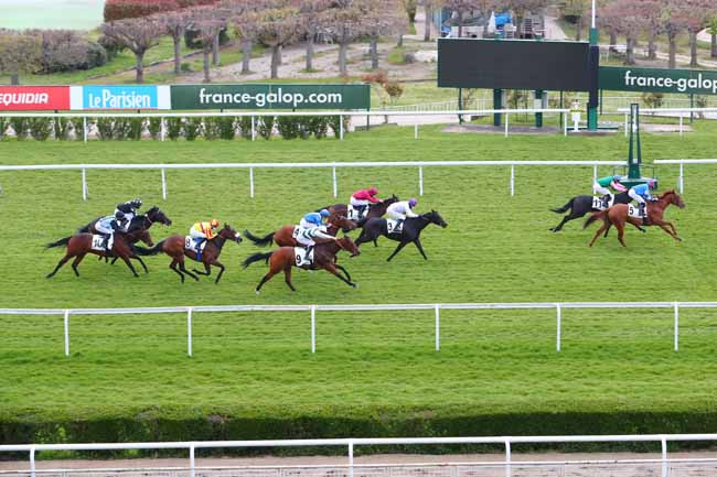 Photo d'arrivée de la course pmu PRIX DE LESCAR à SAINT-CLOUD le Mercredi 14 avril 2021