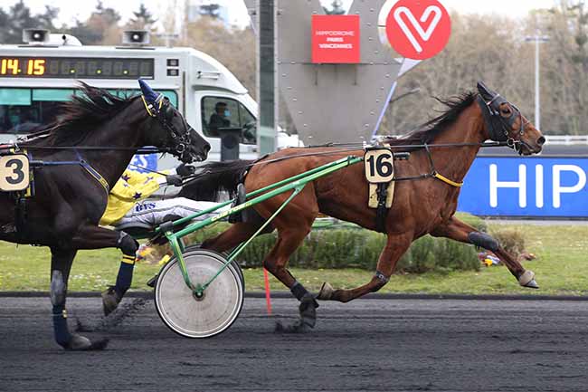 Photo d'arrivée de la course pmu PRIX CLARISSE à PARIS-VINCENNES le Vendredi 16 avril 2021
