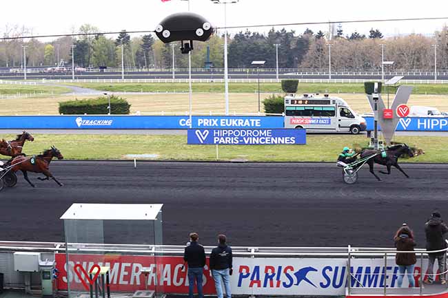 Photo d'arrivée de la course pmu PRIX EUKRATE à PARIS-VINCENNES le Vendredi 16 avril 2021