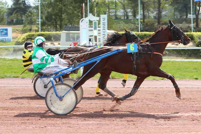 Photo d'arrivée de la course pmu PRIX PMU LE VINCENNES à PONTCHATEAU le Mercredi 21 avril 2021
