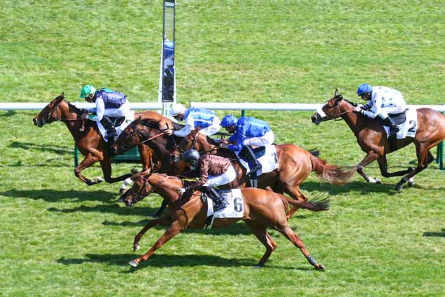 Photo d'arrivée de la course pmu PRIX FOULD à LONGCHAMP le Jeudi 22 avril 2021